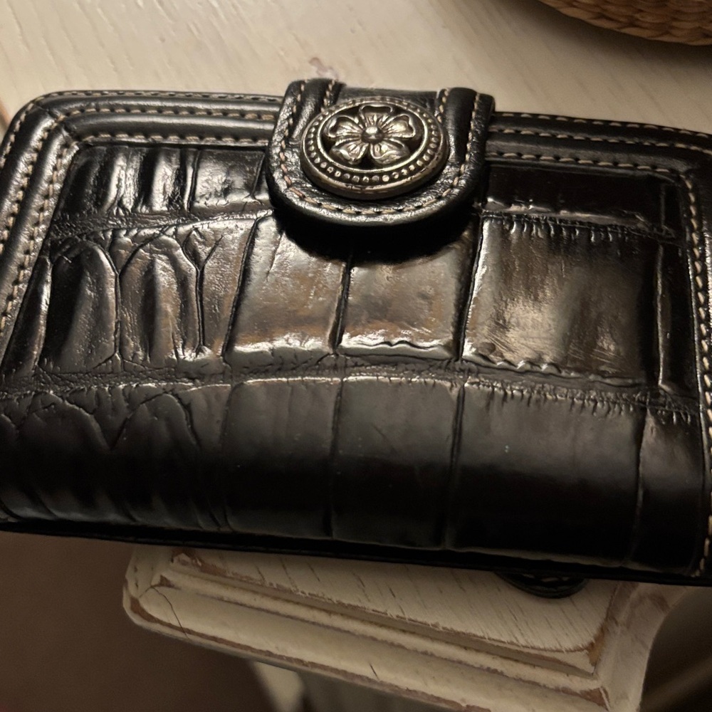 Brighton Elegant Black Crocodile-Embossed Women's Small Wallet